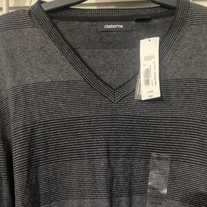 Claiborne Men's Charcoal V-Neck Sweater